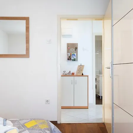 Apartament Castropola *